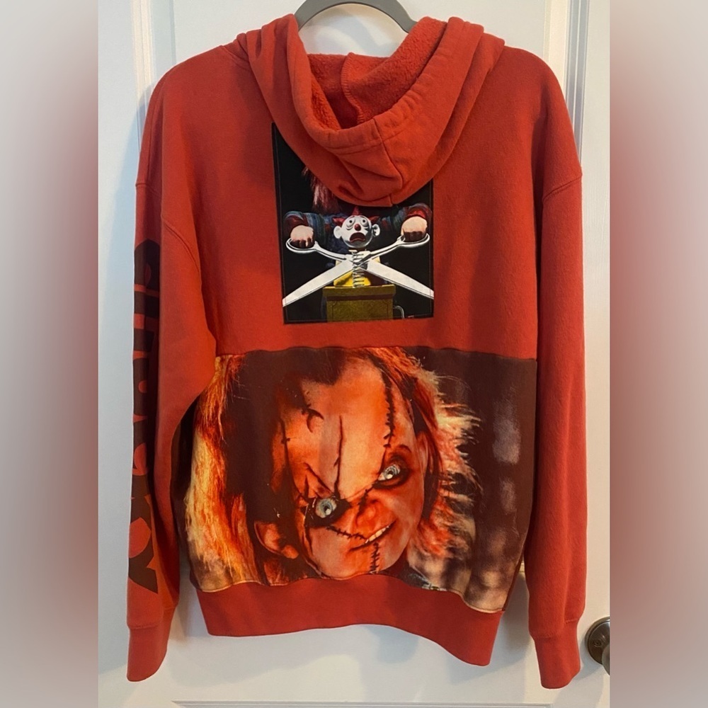 Chucky Pullover Hoodie Mens Size XS/30-32 Friends Til The End NEW - Picture 6 of 7